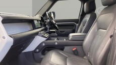 Land Rover Defender 3.0 D300 X-Dynamic HSE 110 5dr Auto Diesel Estate